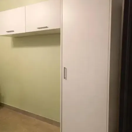 شقة Moderne A Avec Terrasse De 21 M² لوسات