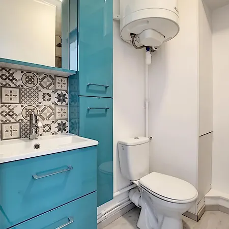 Moderne A Avec Terrasse De 21 M² شقة لوسات