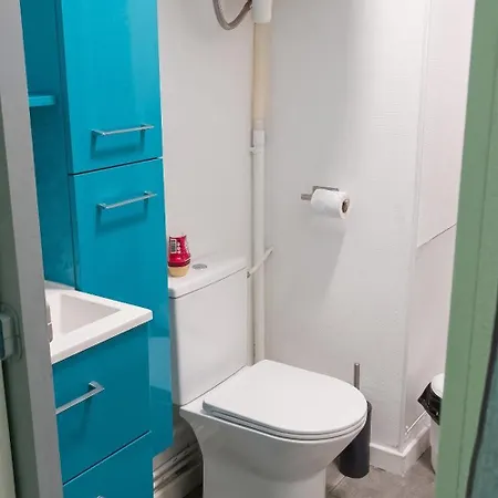 شقة Moderne A Avec Terrasse De 21 M² لوسات