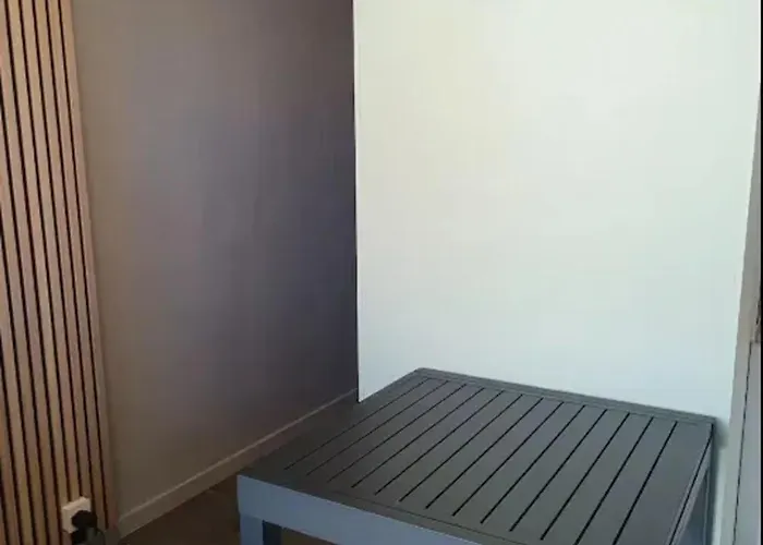Moderne A Avec Terrasse De 21 M²